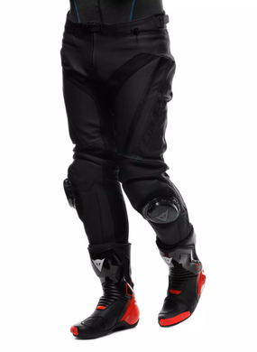 Мотоштани Dainese DELTA 4 PERF. LEATHER PANTS BLACK BLACK 54