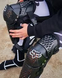 Мотонаколінники FOX Titan PRO Knee D3O L-XL