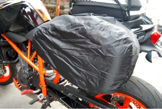 Бічні сумки Komine Carbon