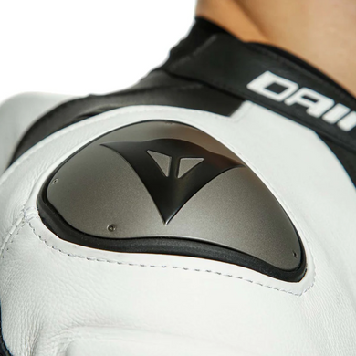 Мотокомбинезон Dainese LAGUNA SECA 5 1PC LEATHER SUIT PERF Black White