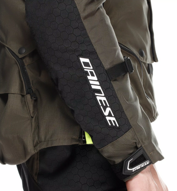 Мотокуртка Dainese SUPER ADVENTURE ABSOLUTESHELL JACKET TARMAC BLACK FLUO YELLOW 56