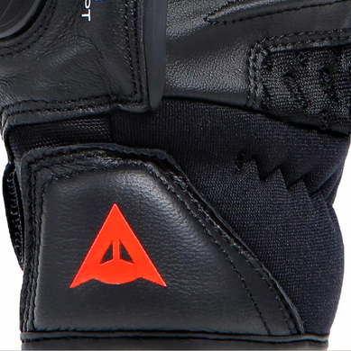 Мотоперчатки Dainese CARBON 4 SHORT Leather Black