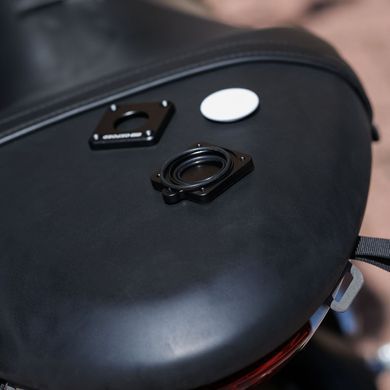 Метка для Apple&reg; AirTag&trade; Oxford Universal Tag Mount