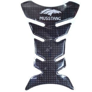 Наклейка на бак NB-1 карбон MUSSTANG